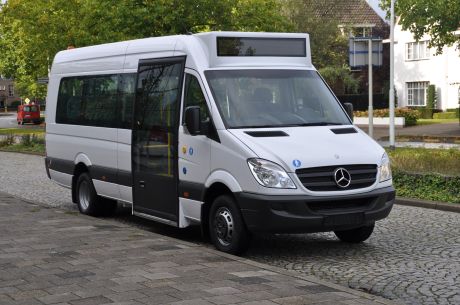 Mercedes-Benz Sprinter L4 city bus
