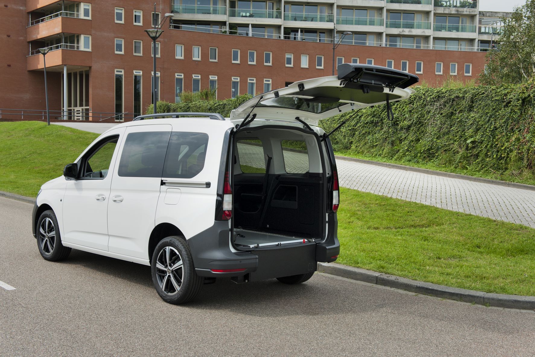 Volkswagen caddy combo van hotsell