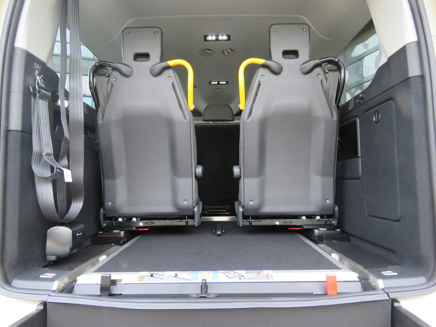 Volkswagen Caddy Maxi Rolstoelauto