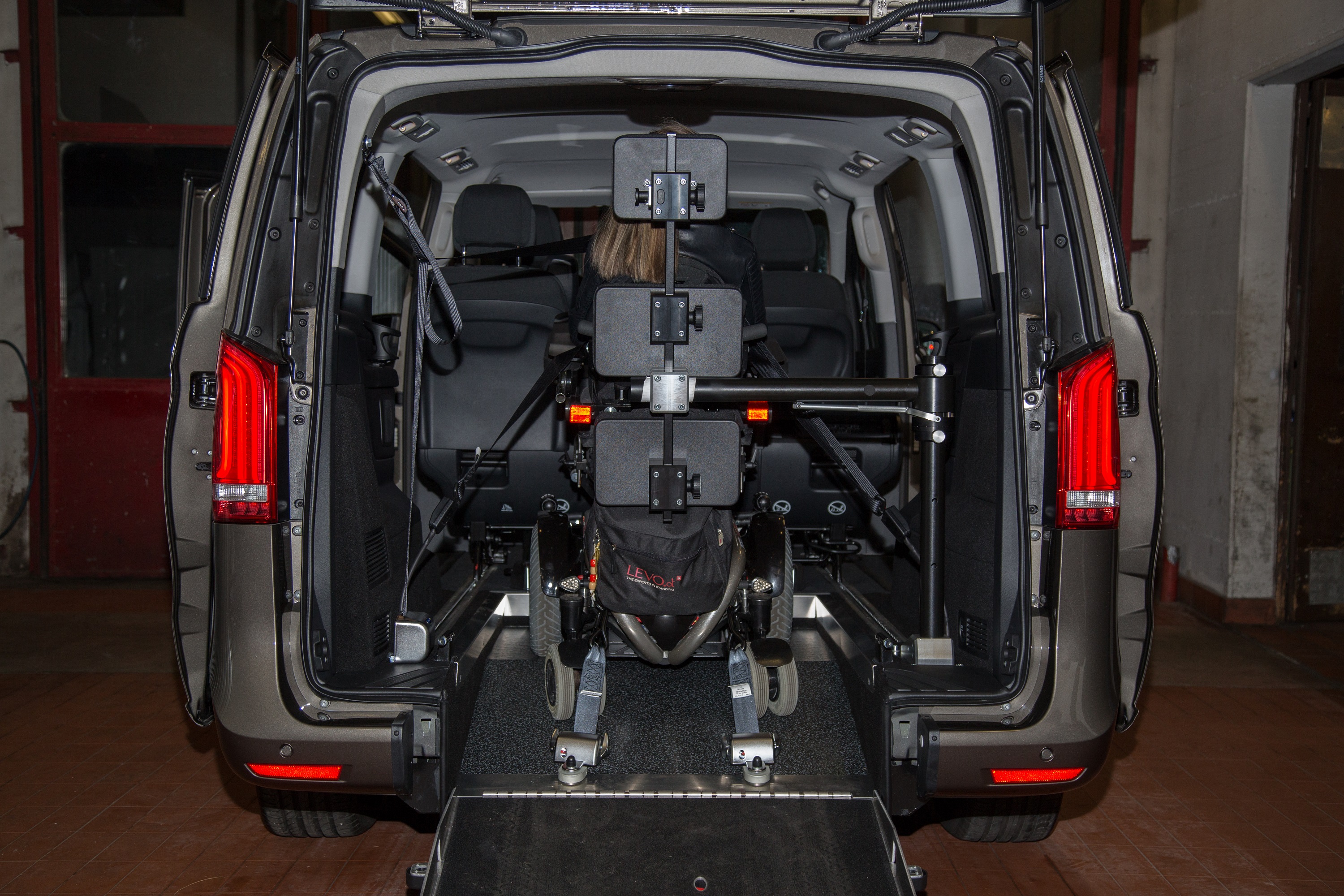 Mercedes-Benz Vito Tourer L3 wheelchair taxi